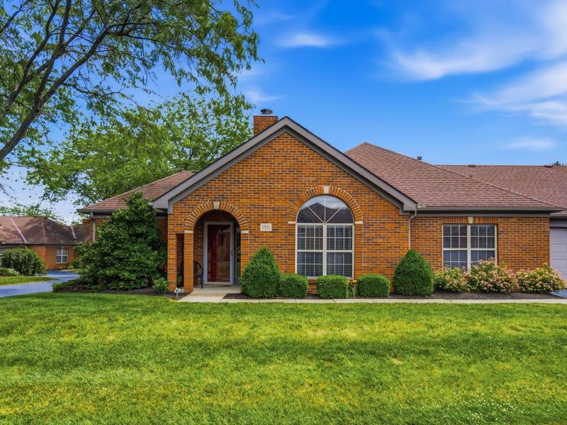 5831 Locbury Lane , Unit R, Dublin, OH 43016 Photo 1