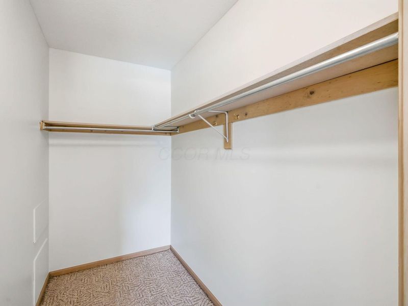 5831 Locbury Lane , Unit R, Dublin, OH 43016 Photo 21