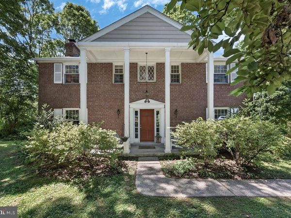 718 DARBY PAOLI ROAD, NEWTOWN SQUARE, PA 19073