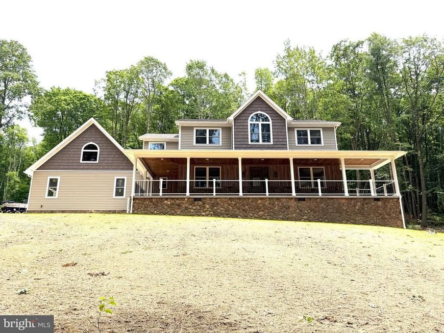 114 Dripping Spring Rd , Morgantown, WV 26508 Main Photo
