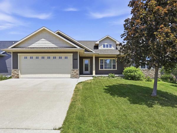 2948 CHRYSTELLA DRIVE, Menasha, WI 54952