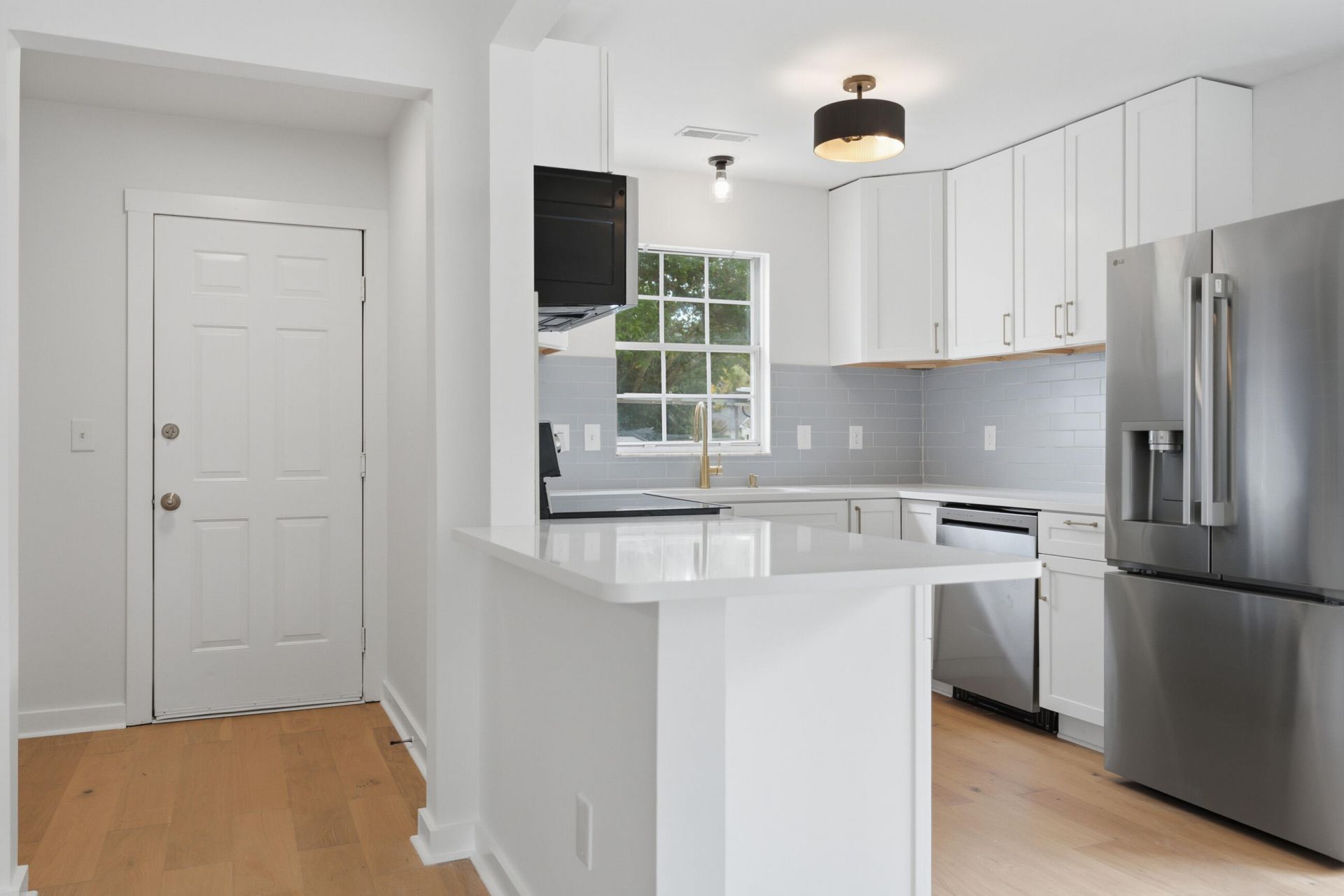2107 Presidio Drive Photo 10