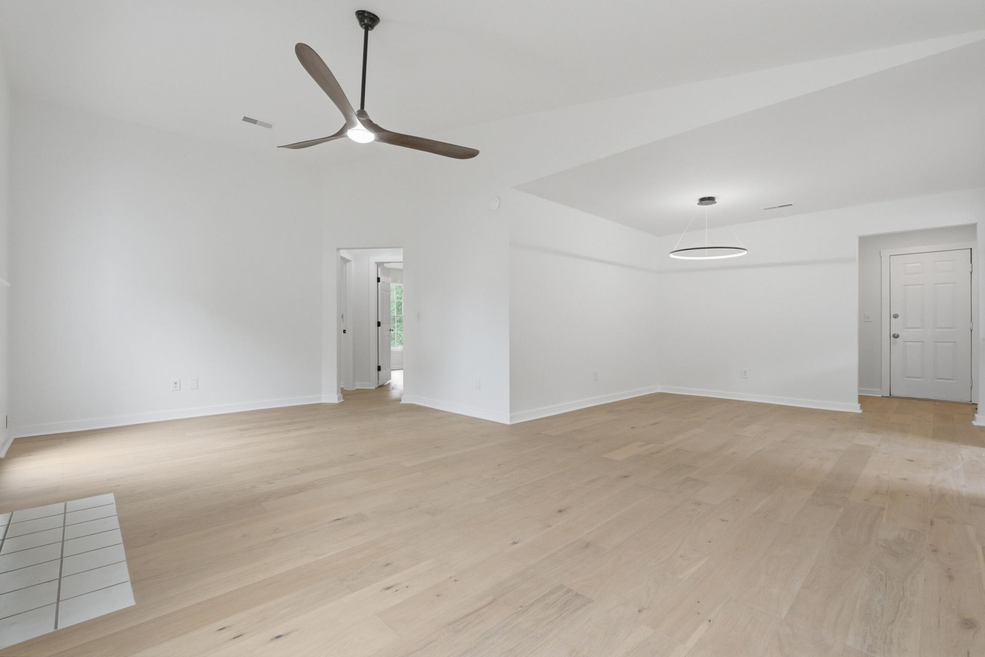 2107 Presidio Drive Photo 6
