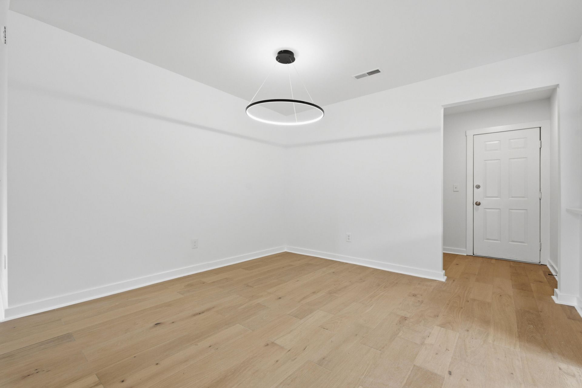 2107 Presidio Drive Photo 8