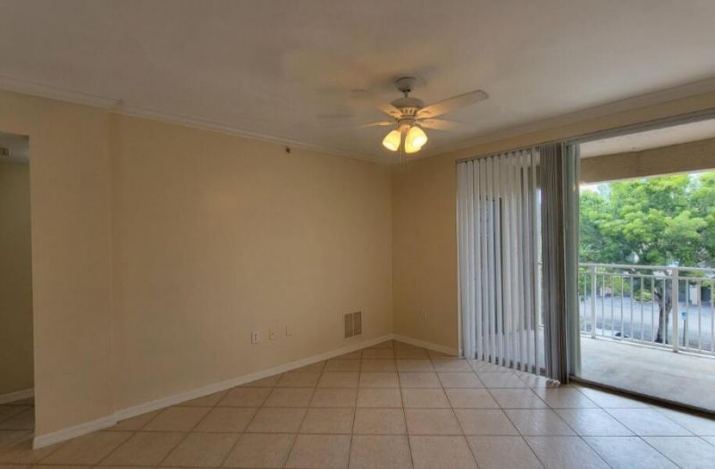 6533 Emerald Dunes Drive, Unit 304, West Palm Beach, FL 33411 Photo