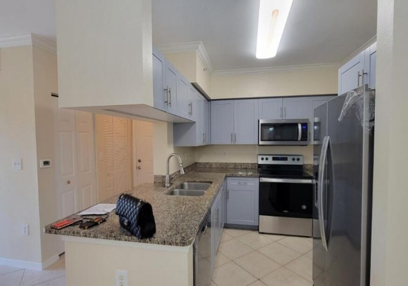 6533 Emerald Dunes Drive, Unit 304, West Palm Beach, FL 33411 Photo