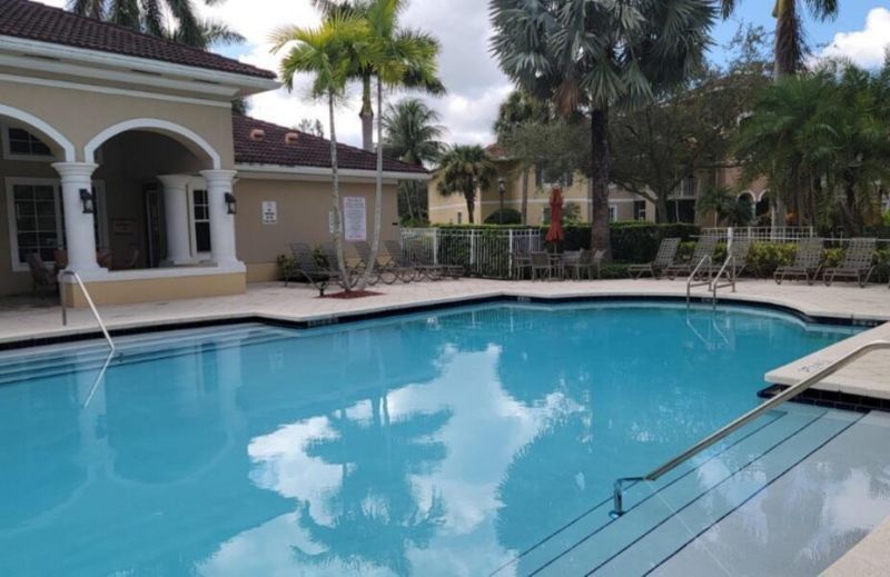 6533 Emerald Dunes Drive, Unit 304, West Palm Beach, FL 33411 Photo