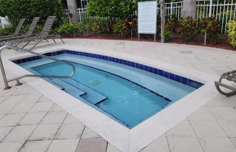 6533 Emerald Dunes Drive, Unit 304, West Palm Beach, FL 33411 Photo