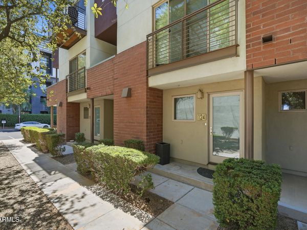 525 W LAKESIDE Drive, Unit 124, Tempe, AZ 85281