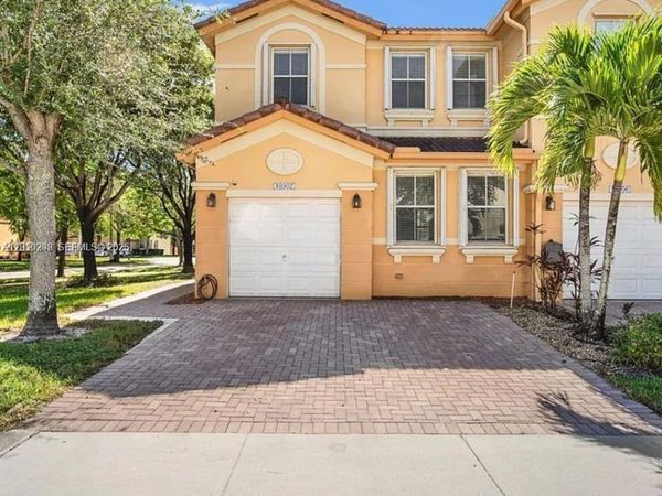 10902 NW 79th St , Unit 10902, Doral, FL 33178