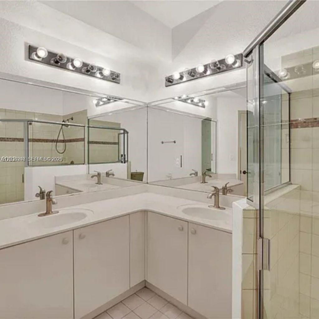 10902 NW 79th St , Unit 10902, Doral, FL 33178 Photo