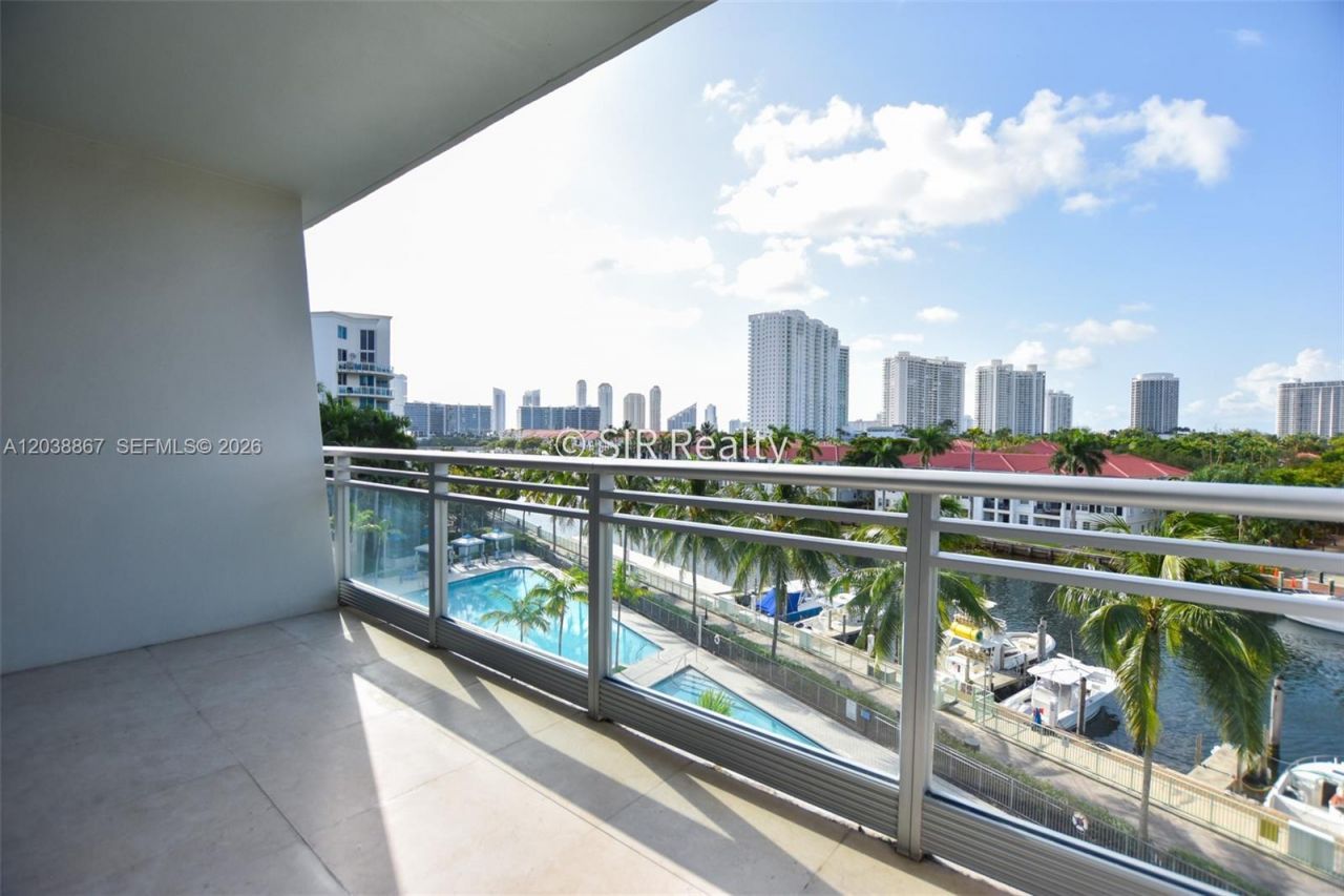 2950 NE 188th St, Unit 336, Aventura, FL 33180 Photo