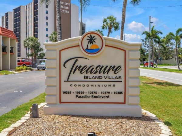 10365 PARADISE BOULEVARD, Unit 27, ST PETERSBURG, FL 33706