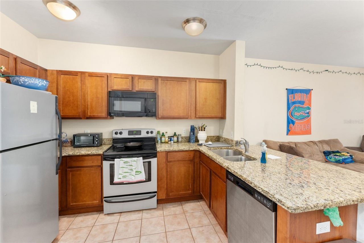 2980 SW 35th Place , Unit 101, Gainesville, FL 32608 Photo