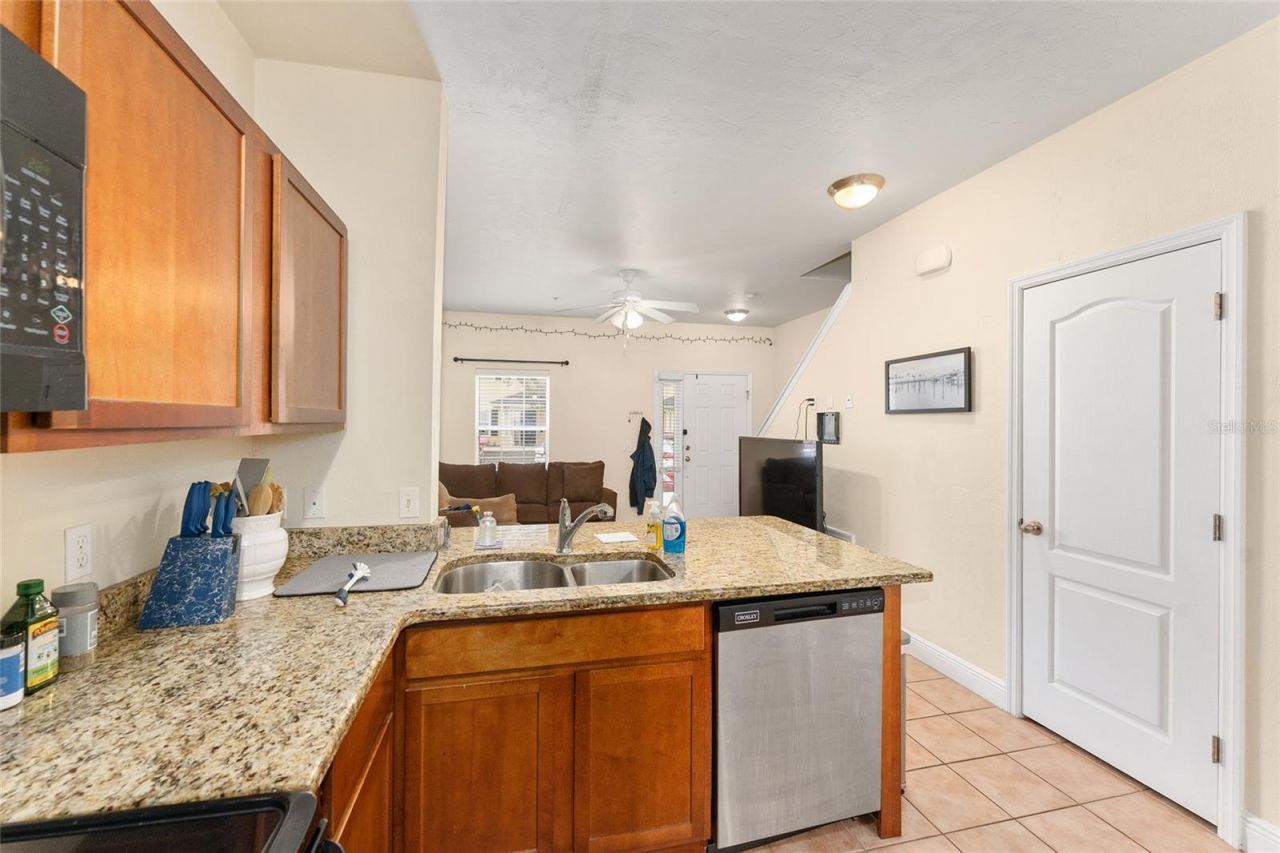 2980 SW 35th Place , Unit 101, Gainesville, FL 32608 Photo