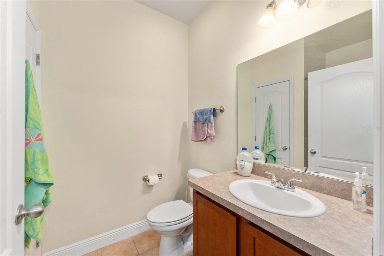 2980 SW 35th Place , Unit 101, Gainesville, FL 32608 Photo