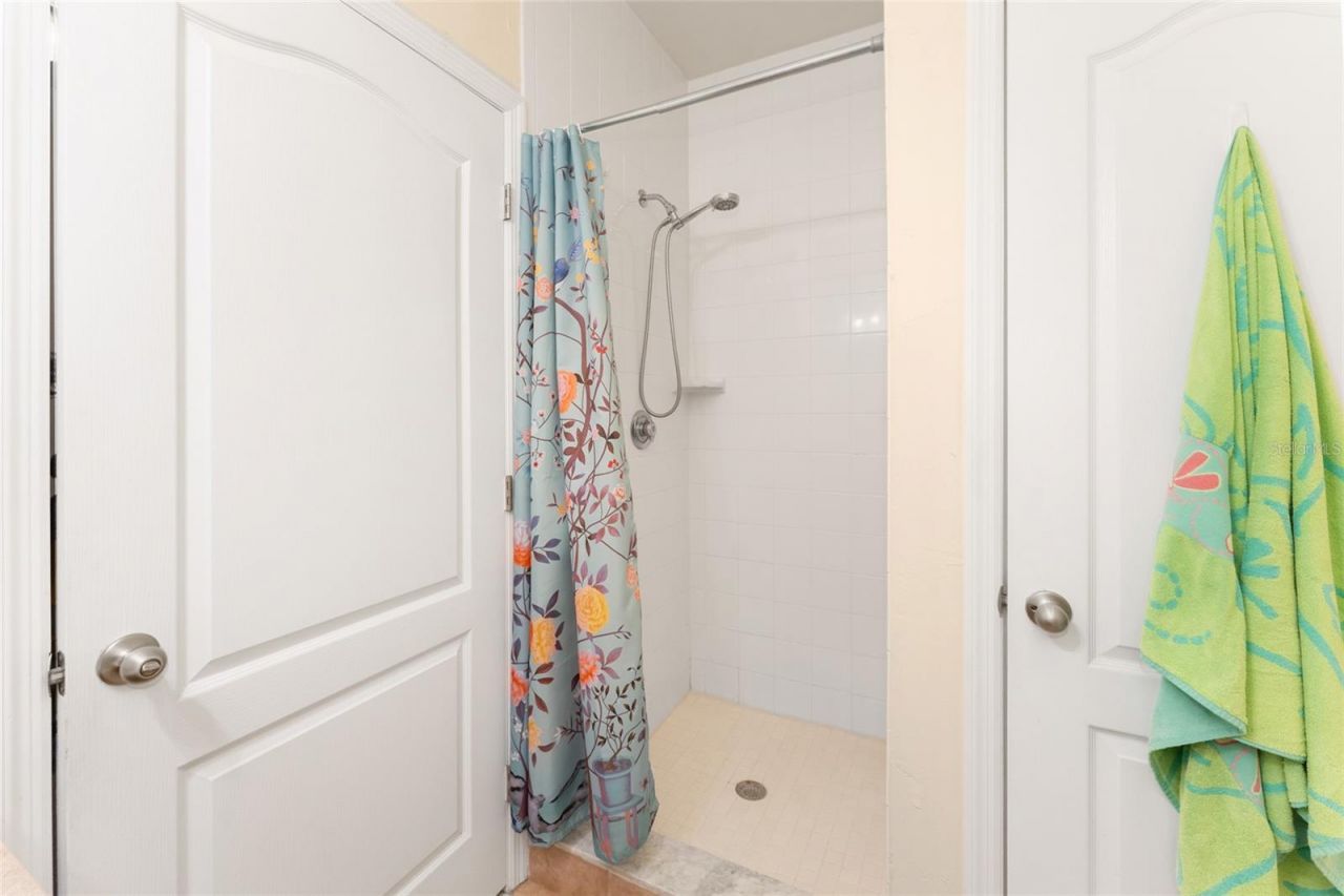 2980 SW 35th Place , Unit 101, Gainesville, FL 32608 Photo