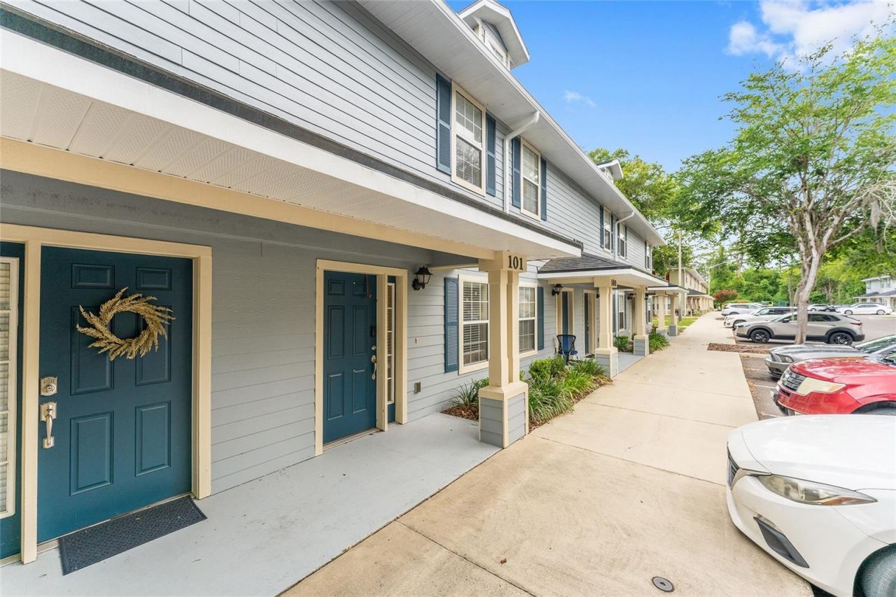 2980 SW 35th Place , Unit 101, Gainesville, FL 32608 Photo