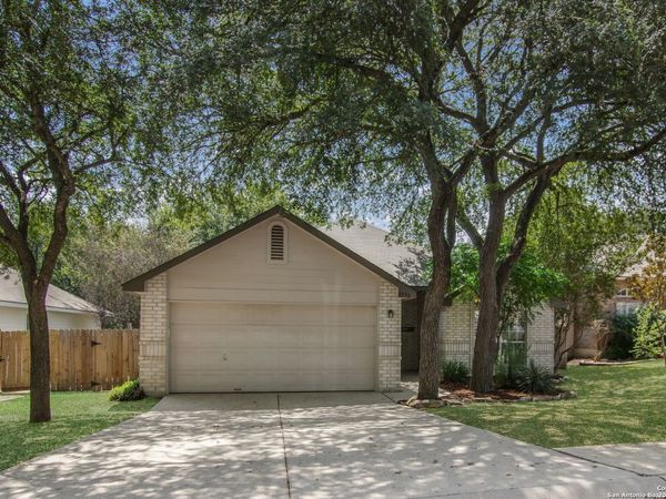 1136 BERRY CREEK DR, Schertz, TX 78154