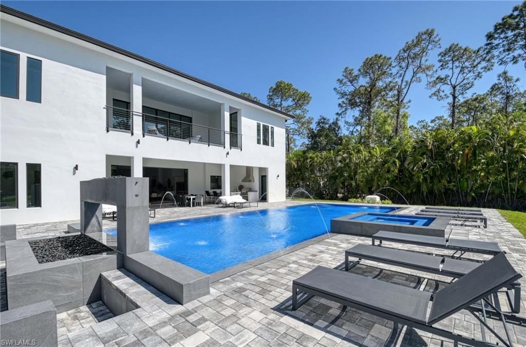 5160 Teak Wood Dr , Naples, FL 34119 Photo