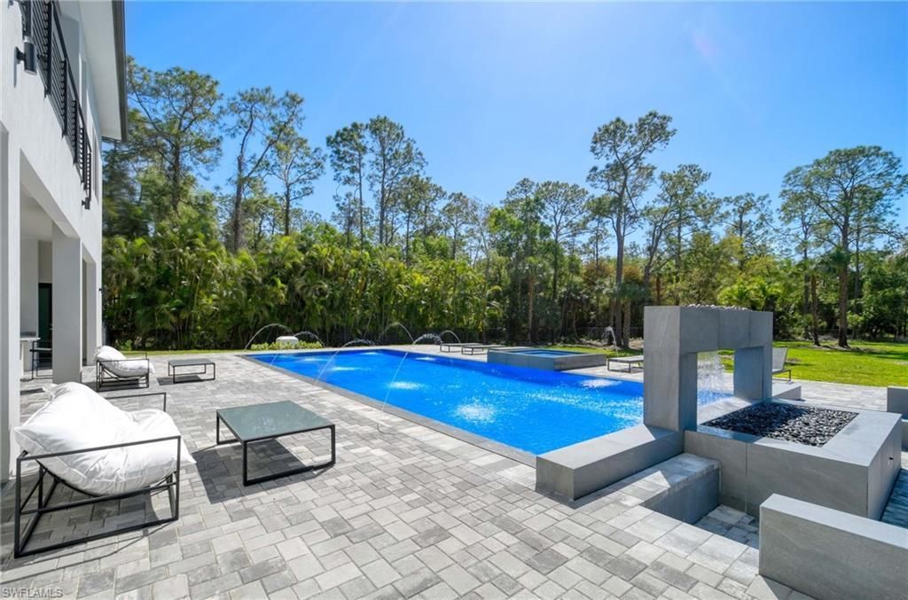 5160 Teak Wood Dr , Naples, FL 34119 Photo