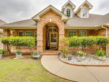 4524 Embercrest Lane, Fort Worth, TX 76123