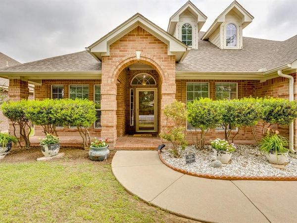 4524 Embercrest Lane, Fort Worth, TX 76123