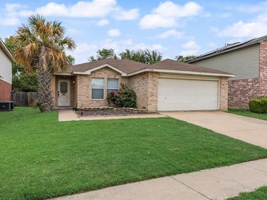 5600 Wiltshire Drive, Fort Worth, TX 76135