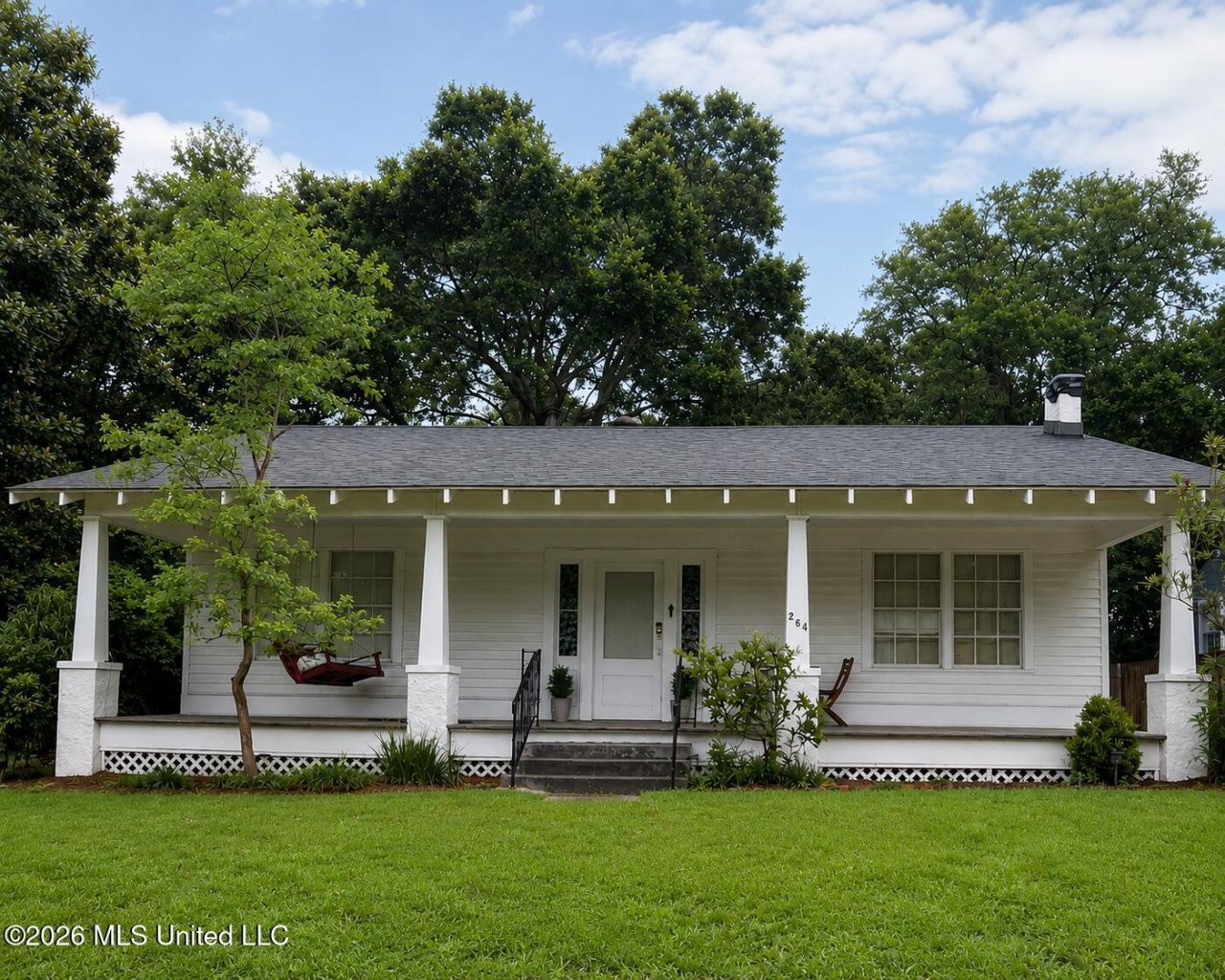 264 N Forrest Avenue, Biloxi, MS 39530 Main Photo