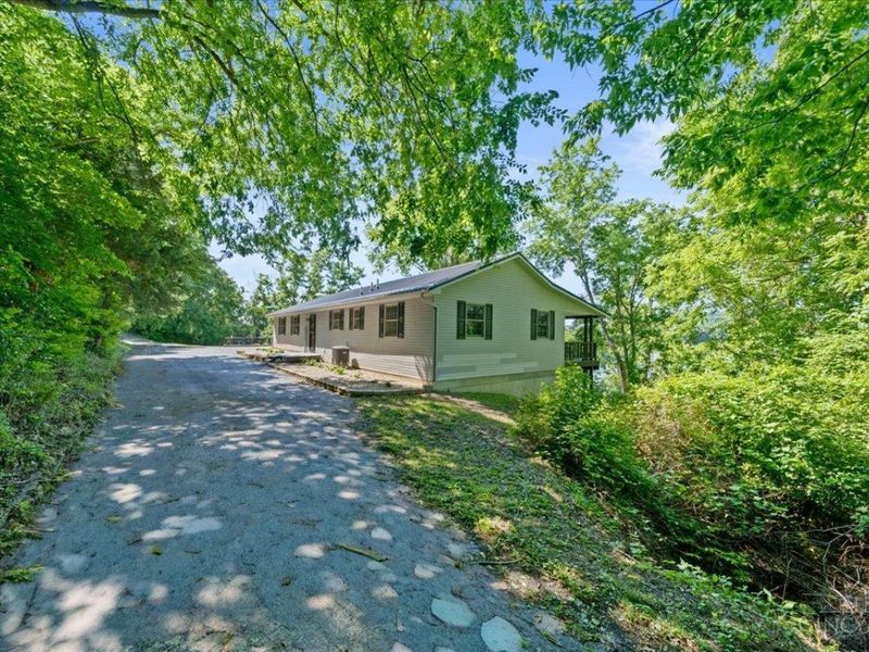 6952 US Rt 52, Union Twp, OH 45167 Photo 4