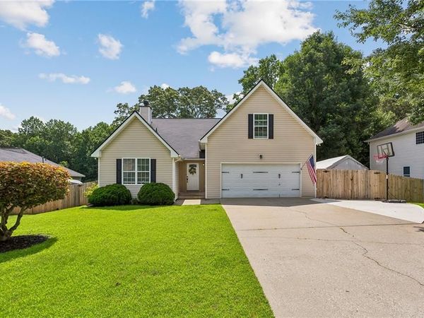 102 Legend Creek Drive , Canton, GA 30114