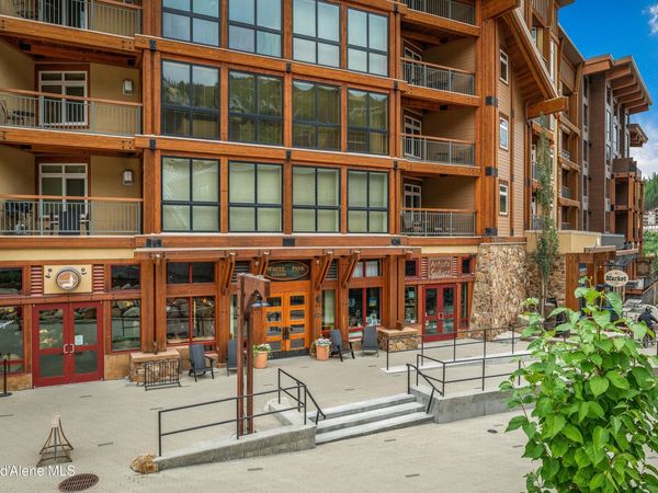 124 Village Ln , Unit # 203, Sandpoint, ID 83864