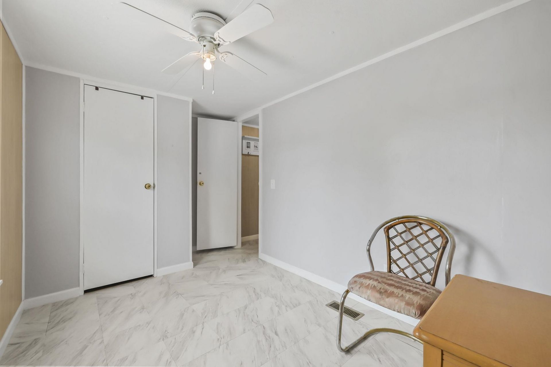 136 Crooked Island Circle Photo 15