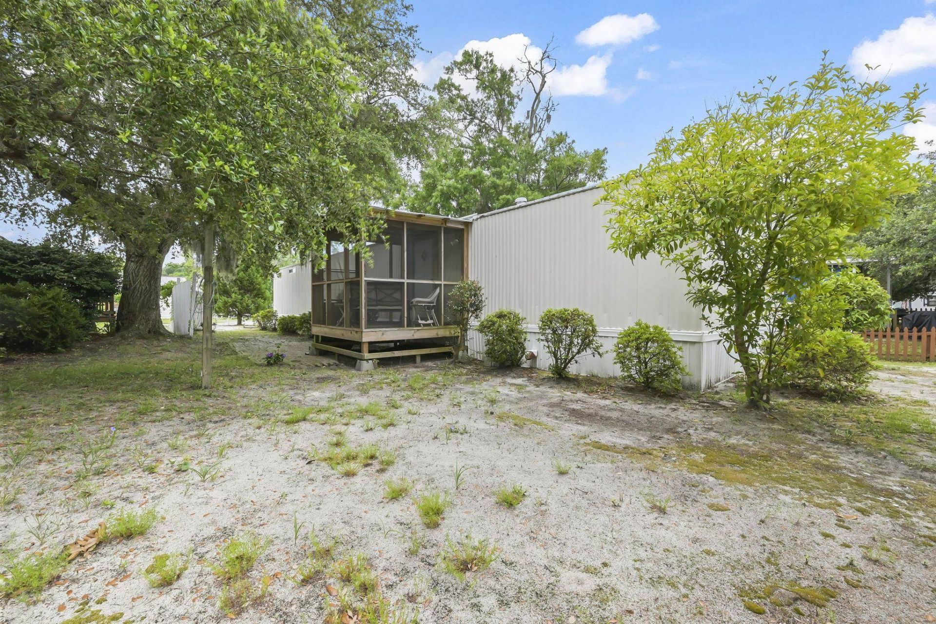 136 Crooked Island Circle Photo 24