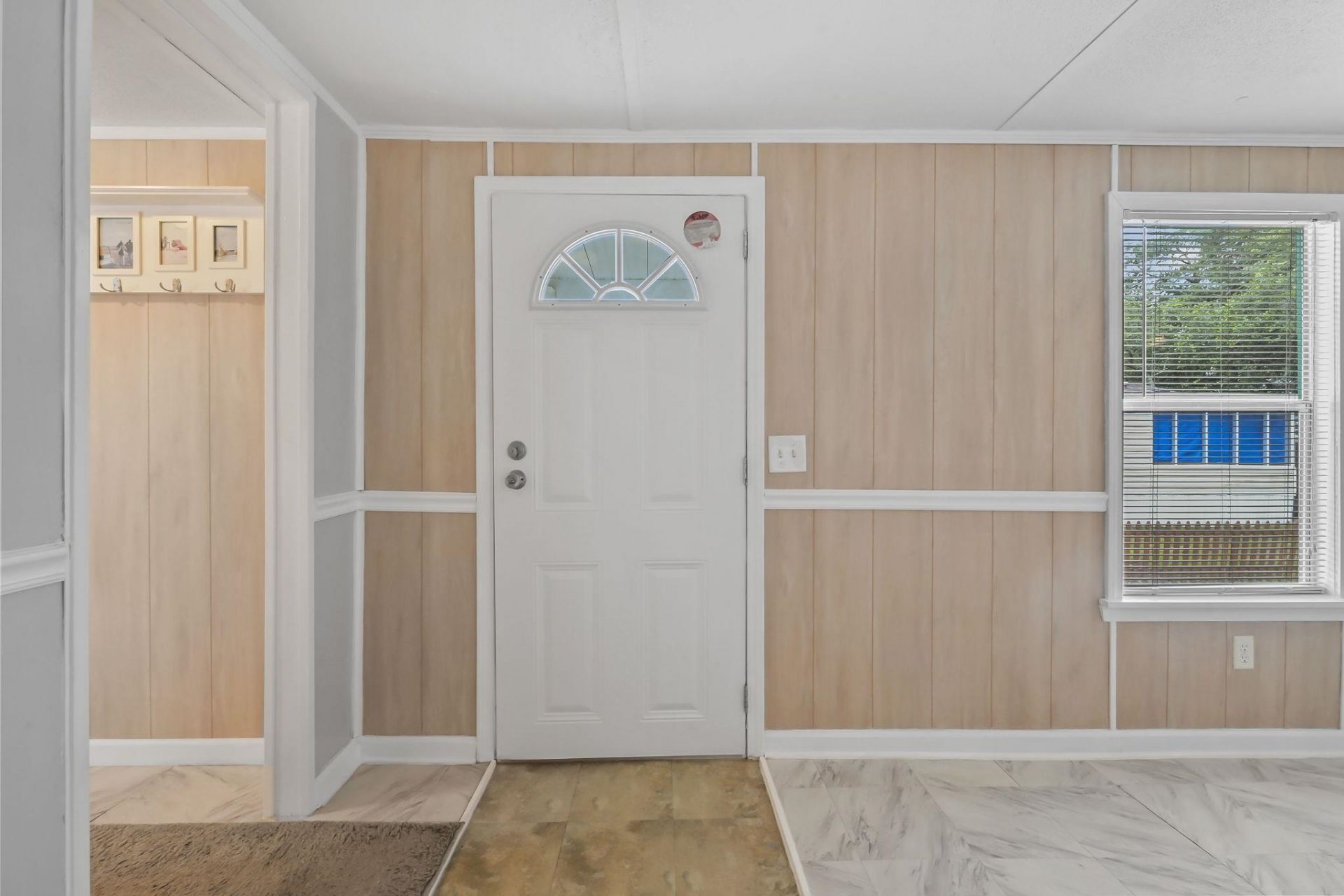 136 Crooked Island Circle Photo 4