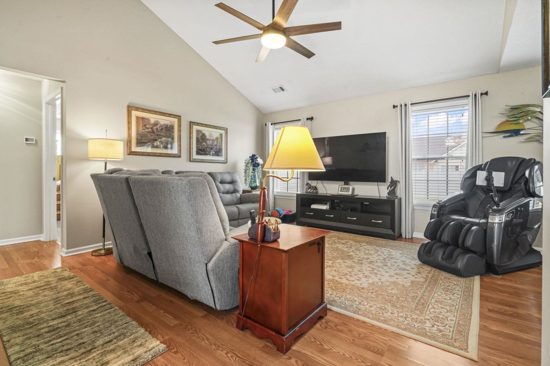 608 Stoney Burn Ln.  Photo 4