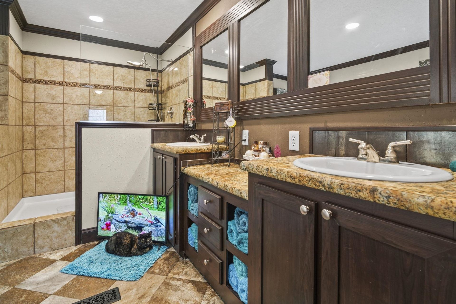 7529 Aubrey Ln. Photo 16