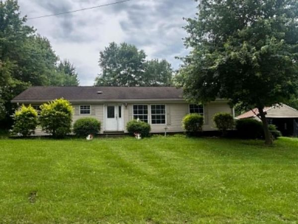 4909 W County Rd 1375 S Road, Jasonville, IN 47438