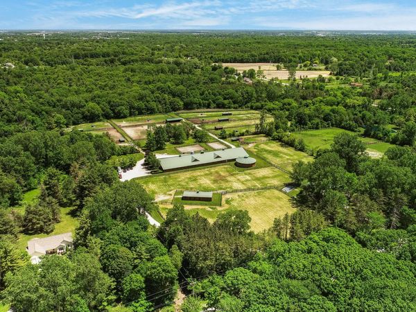 1925 S Bartlett Road, St. Clair, MI 48079