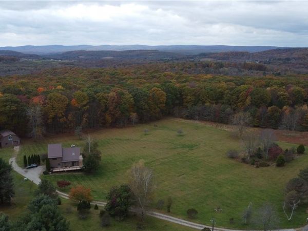 539 BRADDOCK ROAD, Farmington, PA 15437