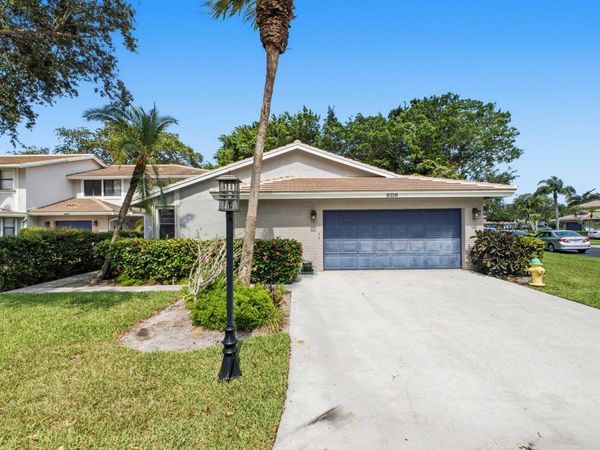 608 Northshore Drive, Unit 608, Deerfield Beach, FL 33442