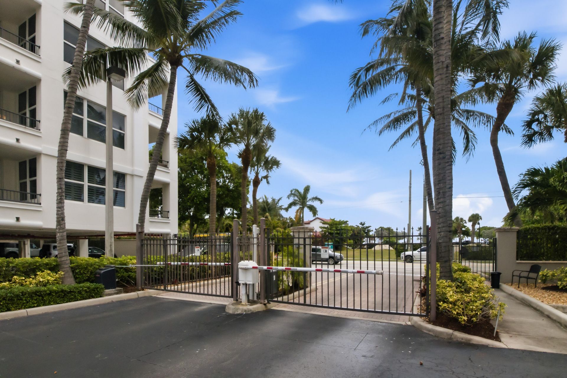 191 SE 20th Avenue, Unit 210, Deerfield Beach, FL 33441 Photo