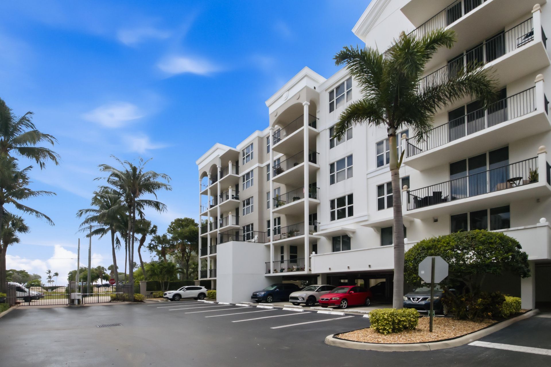 191 SE 20th Avenue, Unit 210, Deerfield Beach, FL 33441 Photo