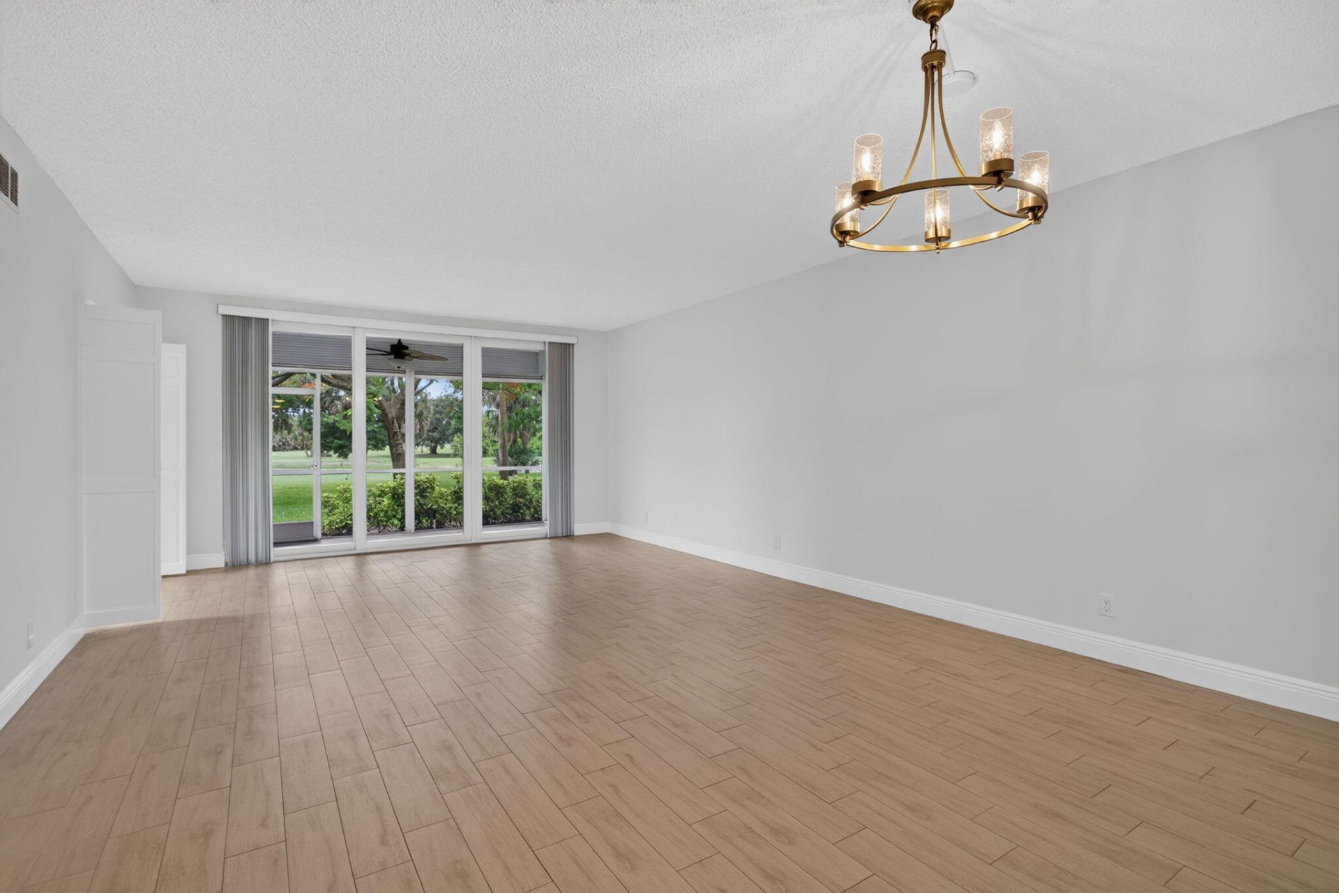 3520 Oaks Way, Unit 110, Pompano Beach, FL 33069 Photo
