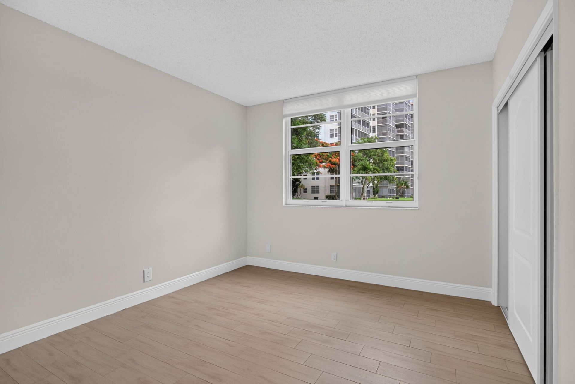 3520 Oaks Way, Unit 110, Pompano Beach, FL 33069 Photo