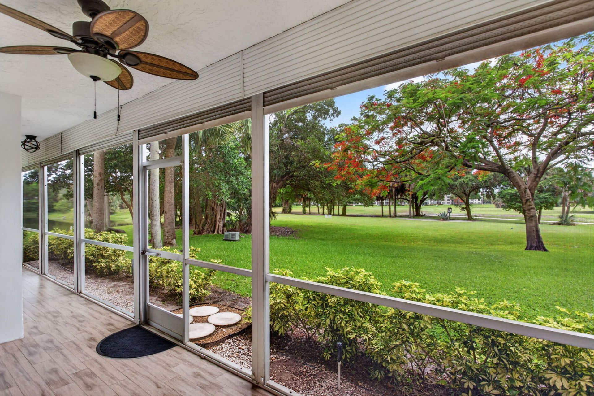 3520 Oaks Way, Unit 110, Pompano Beach, FL 33069 Photo