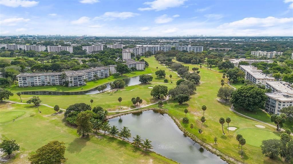 3520 Oaks Way, Unit 110, Pompano Beach, FL 33069 Photo