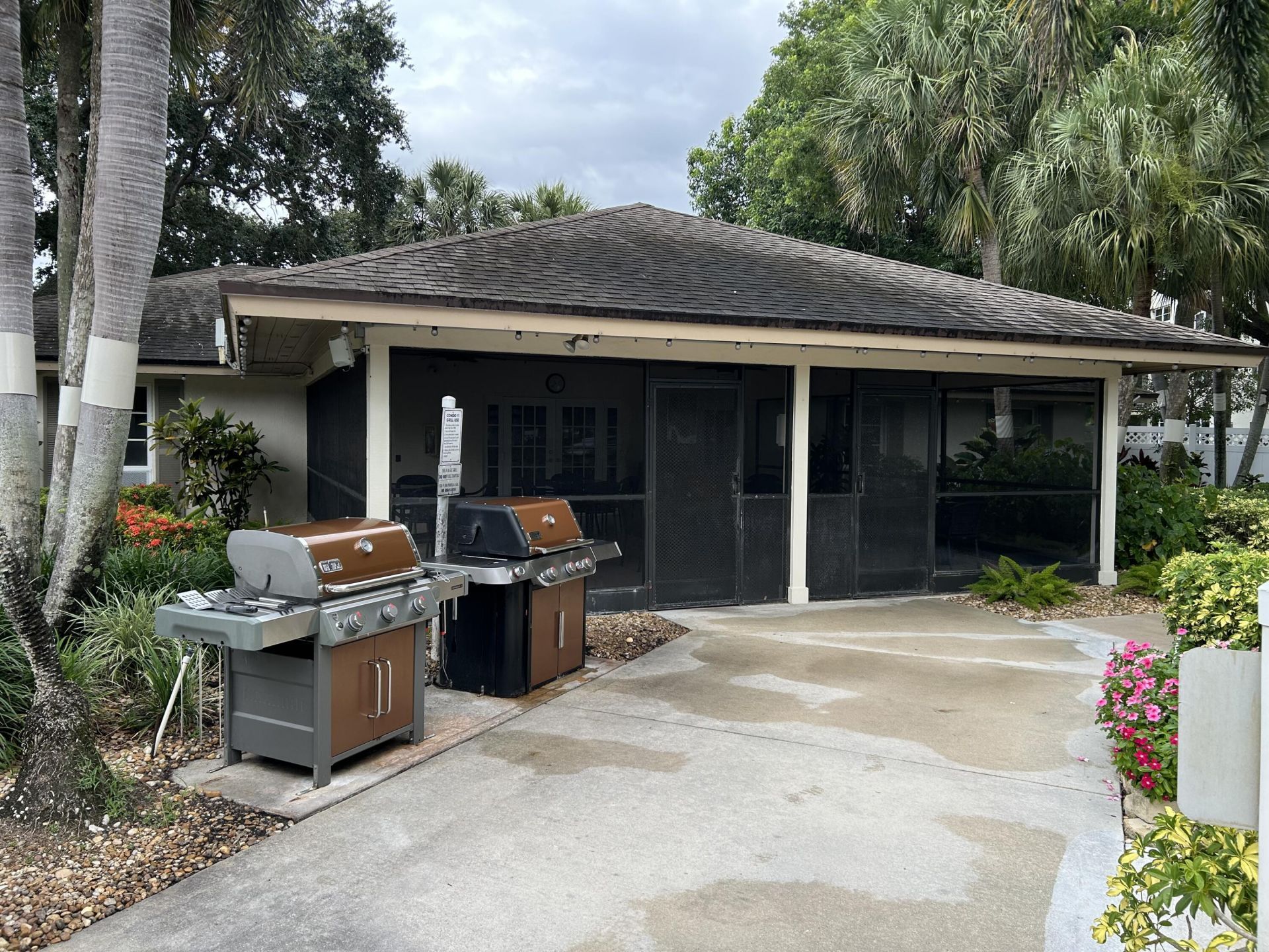 3520 Oaks Way, Unit 110, Pompano Beach, FL 33069 Photo