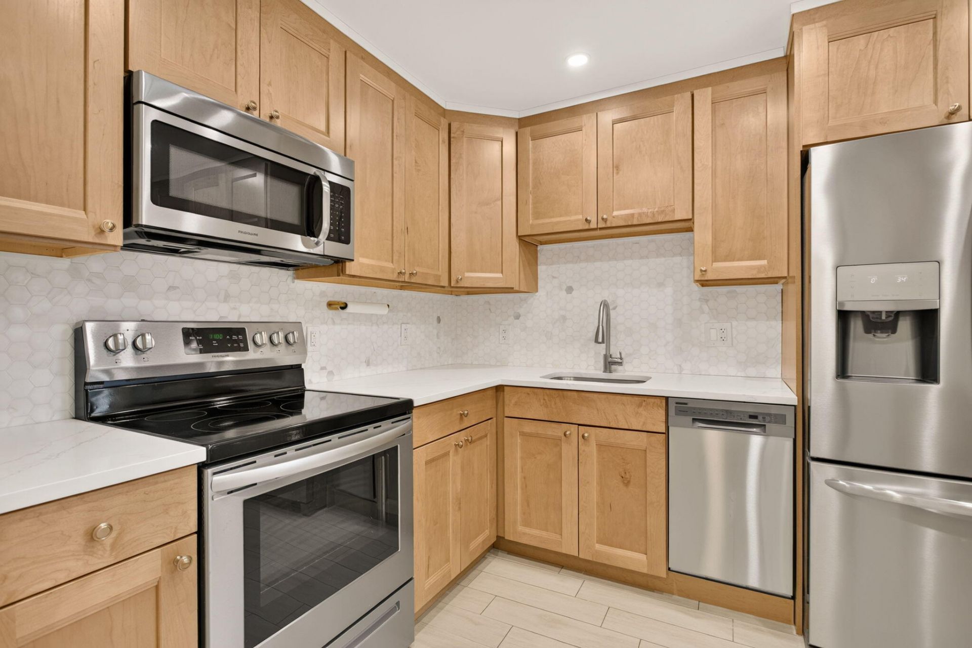 3520 Oaks Way, Unit 110, Pompano Beach, FL 33069 Photo