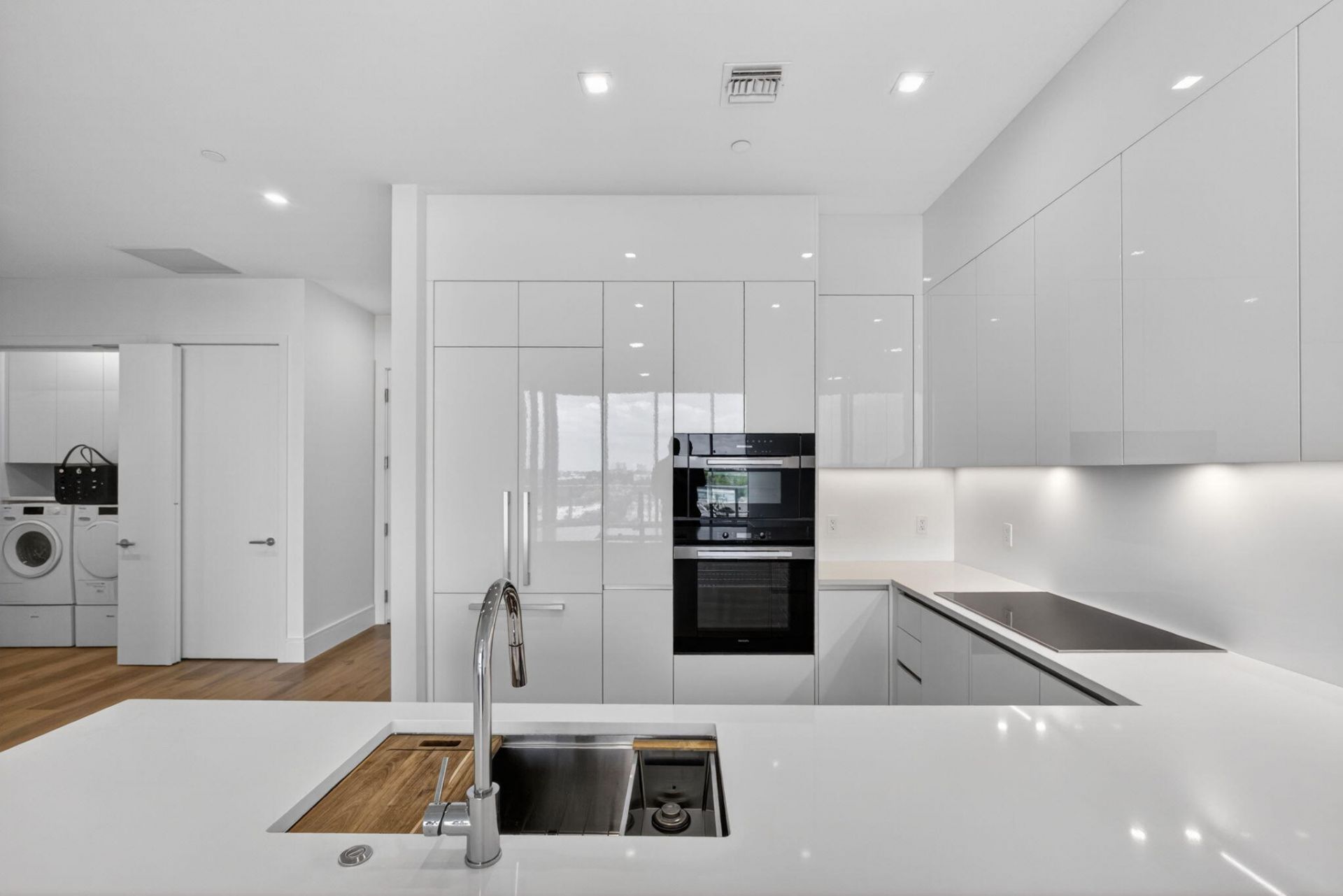 220 Lake Shore Drive, Unit 617, Lake Park, FL 33403 Photo